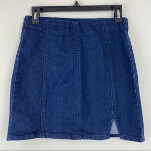 Free People Femme Fatale size Small Indigo Blue Denim Stretch Mini Jean Skirt